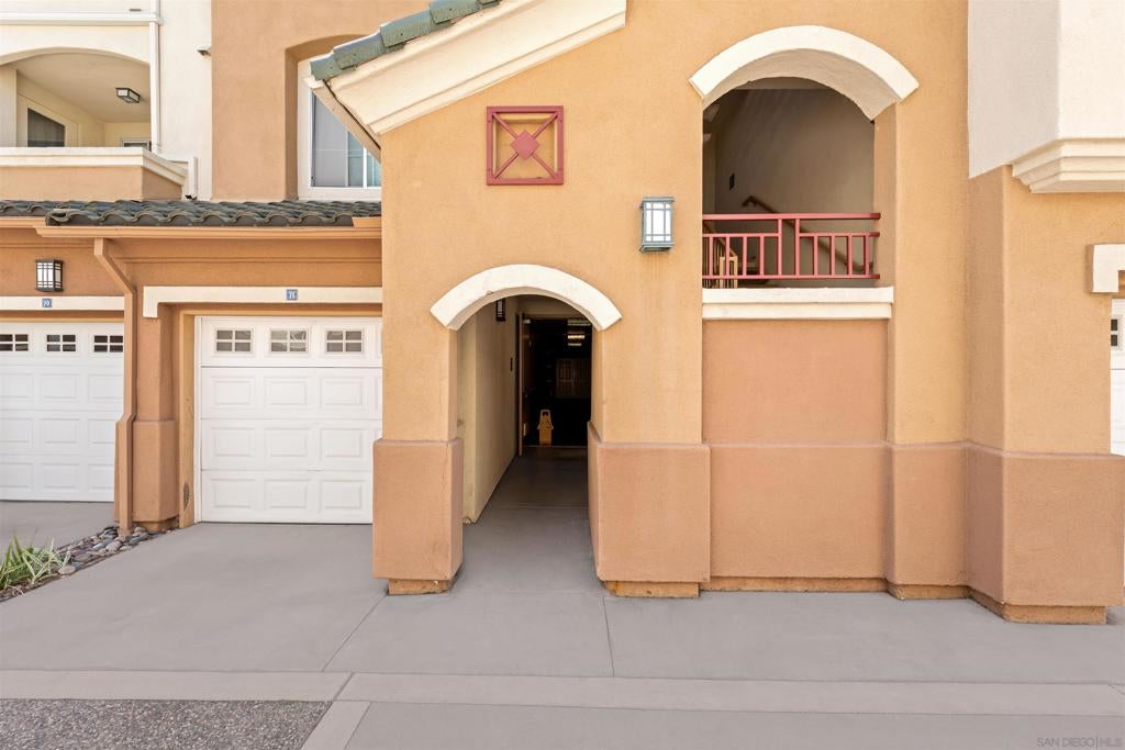 12372 Carmel Country RD 206, San Diego CA 92130