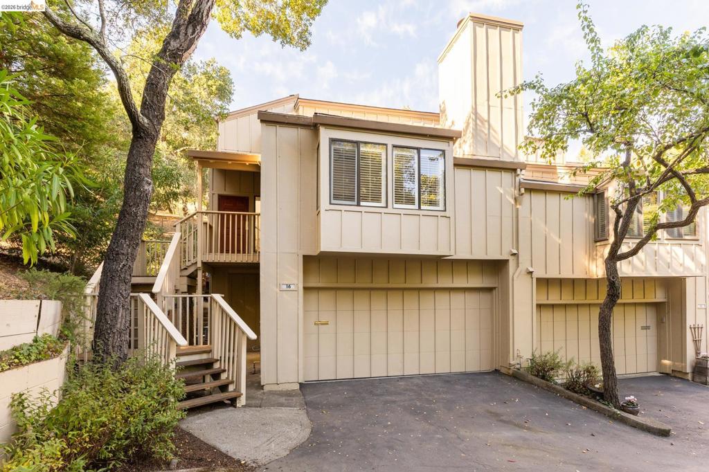 16 Kingfisher Ct