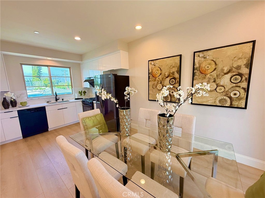 4437 Stewart C