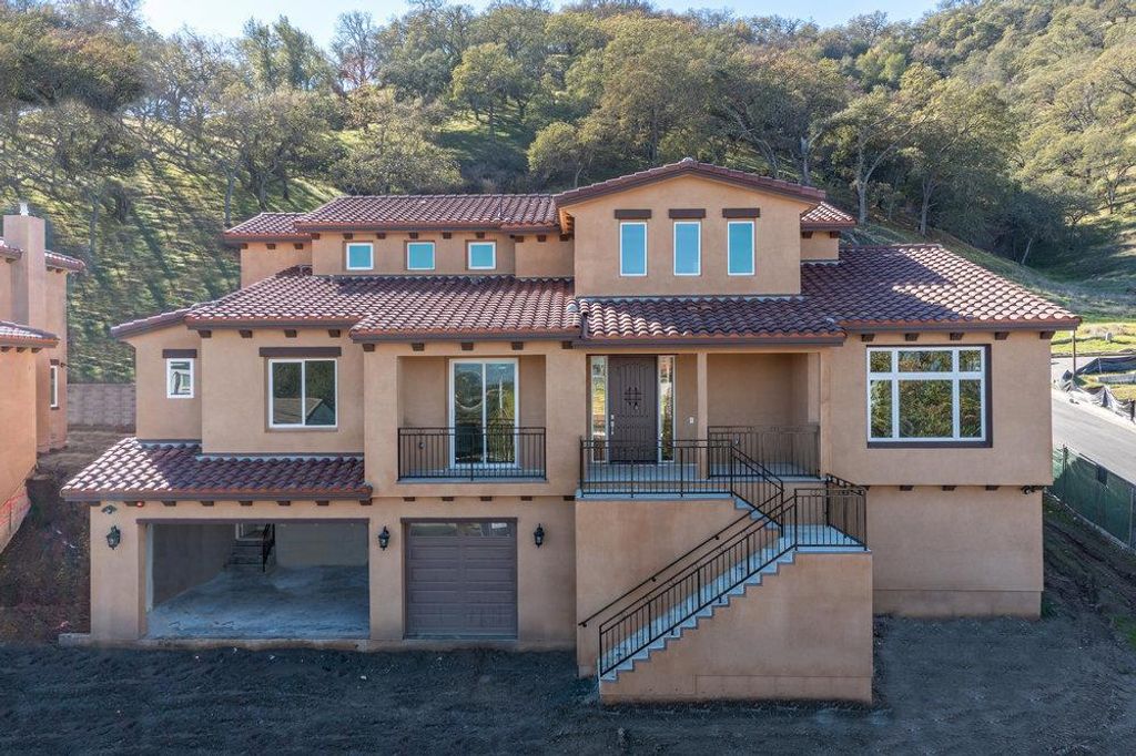 listing image 130721419879031817611