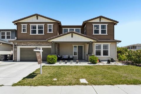 Photo of 2603 Mulholland Drive, Lathrop, CA 95330 (MLS # ML82040968)