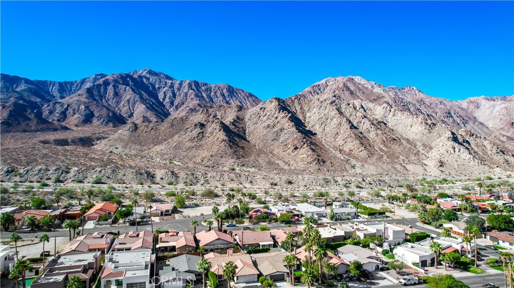 La Quinta Cove* - Land