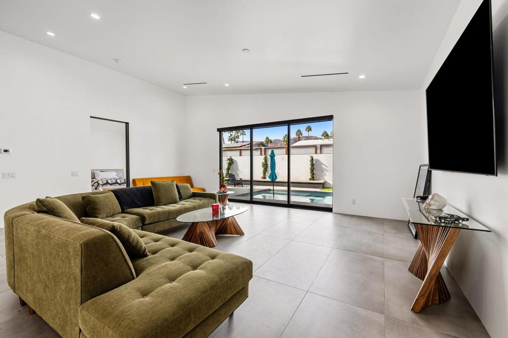 Not Applicable-1 - Residential Income