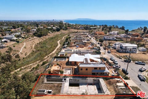 Photo of 15305 De Pauw Street, Pacific Palisades, CA 90272 (MLS # 26997621)