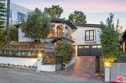 Photo of 9265 Thrush Way, Los Angeles, CA 90069 (MLS # 25552655)