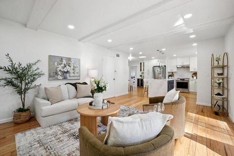 Tiny photo for 1683 Escalante Way, Burlingame, CA 94010 (MLS # ML82037622)