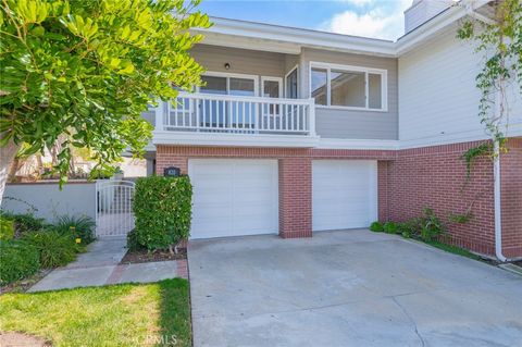 820 Gardenia Corona Del Mar CA 92625