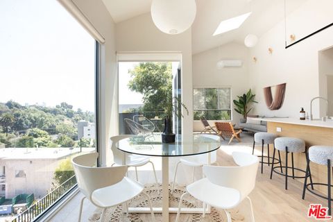 Photo of 1948 3/4 Preston Avenue, Los Angeles, CA 90026 (MLS # 25604133)