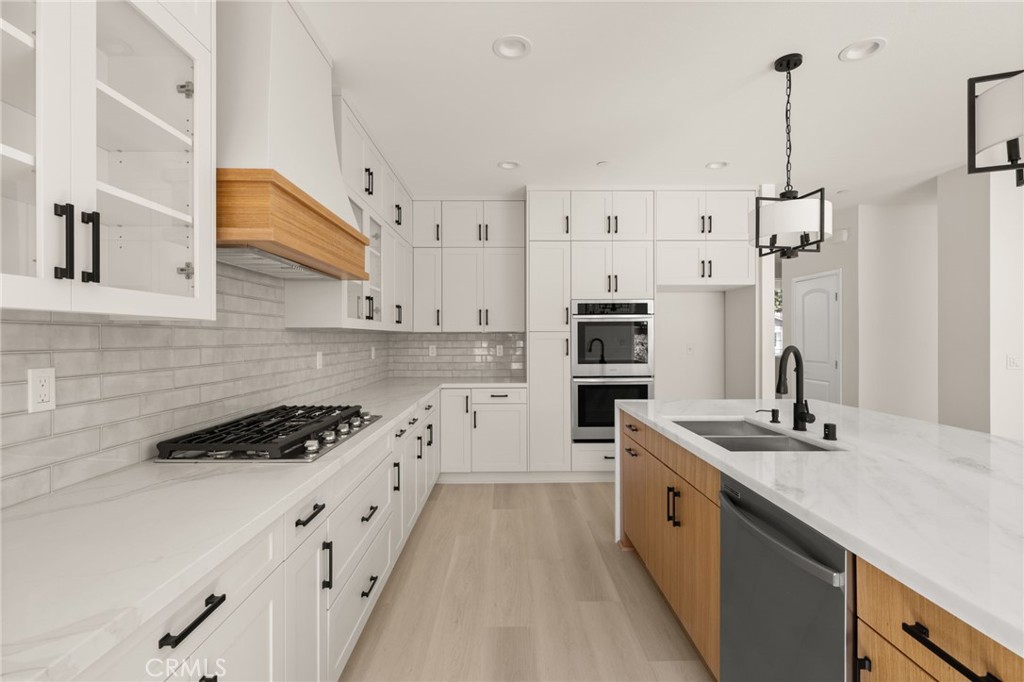 5979 Copperfield Avenue