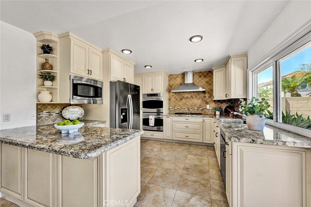 20652 Kelvin, Huntington Beach CA 92646 - Photo 16