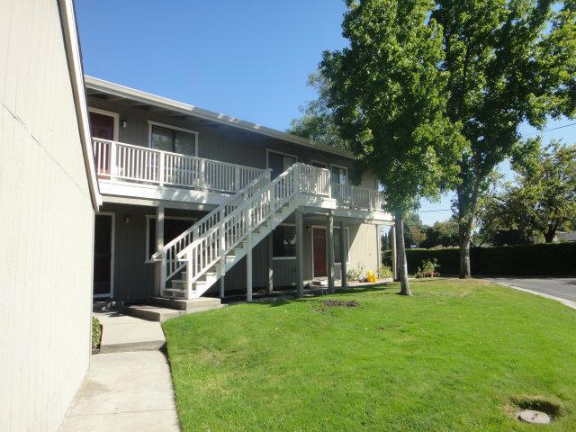 22672 Silver Oak Lane