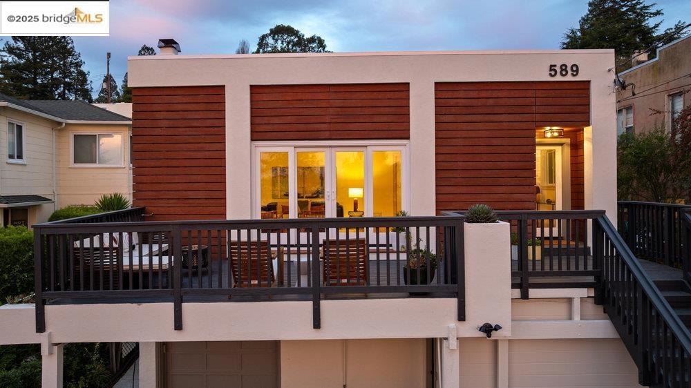 THOUSAND OAKS - Residential