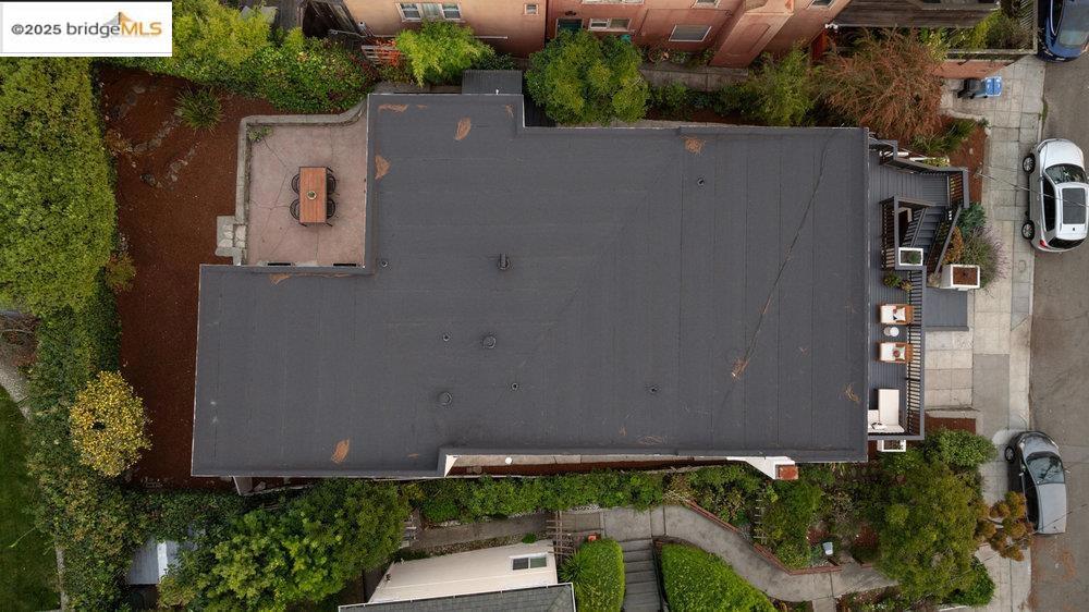 THOUSAND OAKS - Residential