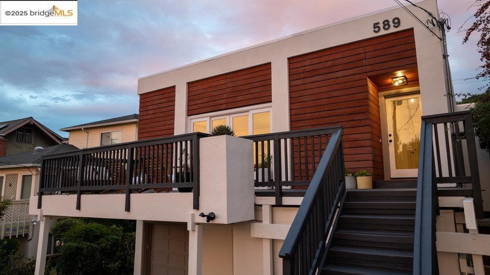 THOUSAND OAKS - Residential