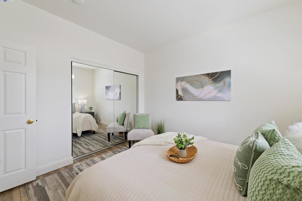 CANYON MEADOWS - Residential