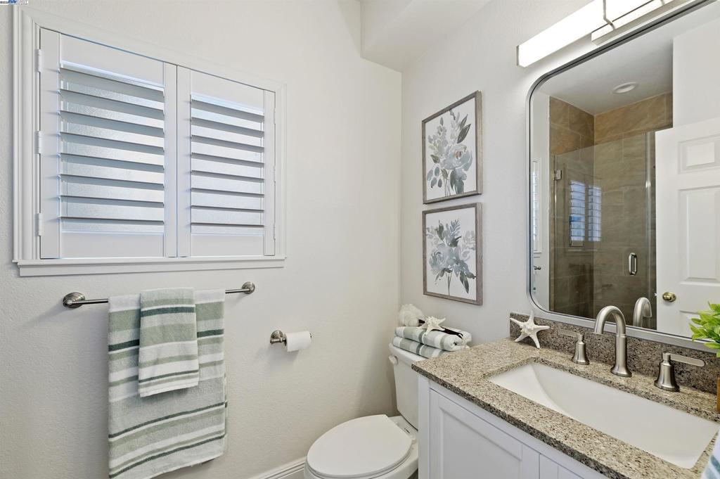 CANYON MEADOWS - Residential