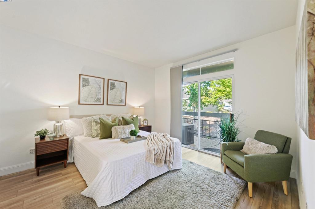 CANYON MEADOWS - Residential