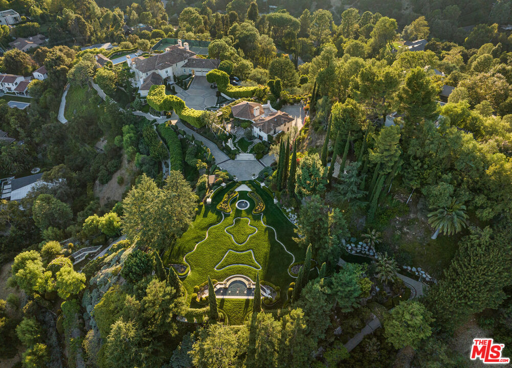 2911 Antelo View Drive