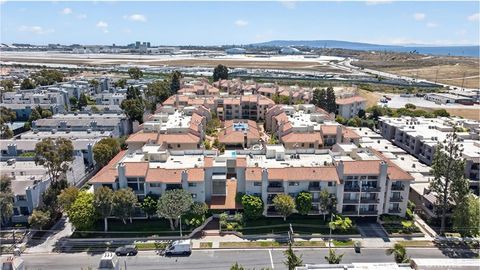 Photo of 8180 Manitoba, Playa Del Rey, CA 90293 (MLS # CV26089586)