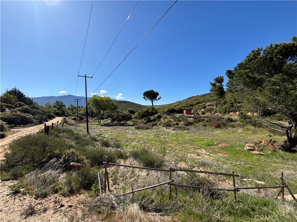 47385 woodcliff dr.