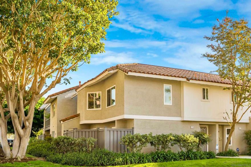 Welcome to 220 Lemon Grove, Irvine — where comfort, style, and location come together in one beautifully updated home. This spacious two-level townhome-style condominium offers 1,153 sq. ft. of living space features two master bedrooms and two and a half bathrooms.  Enjoy peace and privacy with no neighbors above or below. The bright, open-concept layout showcases bamboo flooring, crown molding, upgraded lighting, and new paint throughout, creating a warm, inviting atmosphere. The remodeled kitchen impresses with black Absolute granite slab countertops, stainless-steel appliances, tile flooring, and ample cabinetry — perfect for everyday living or entertaining guests.  Upstairs, both master bedrooms offer private ensuite baths, with the primary suite featuring a tiled walk-in shower and upgraded carpeting. The finished attic provides flexible space for a home office, gym, or creative studio. Additional highlights include in-unit laundry, a private patio with storage, and recent upgrades such as a newer A/C and water heater. The HOA covers water, trash, and provides access to resort-style amenities — including a pool, spa, gym, tennis courts, and playground.  Centrally located between the 5 and 405, this home is minutes from Hoag Hospital, local golf courses, the Irvine Spectrum, and top-rated Irvine schools. Perfect for first-time buyers or investors, this turnkey home blends comfort, quality, and location in one of Irvine’s most desirable communities.