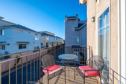 Tiny photo for 372 Park Ave, Pismo Beach, CA 93449 (MLS # PI25263302)
