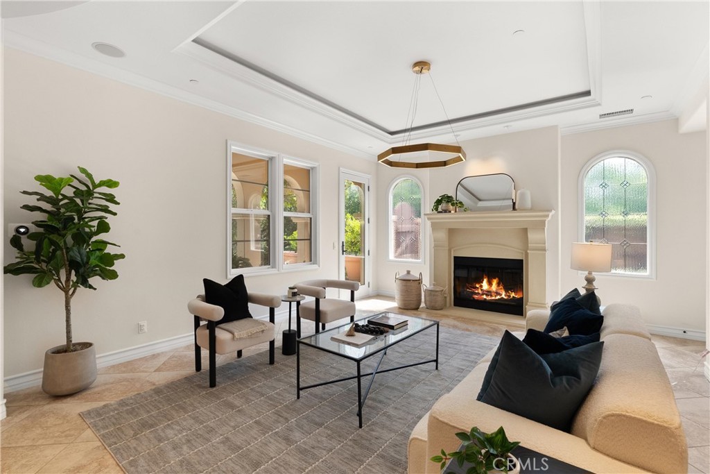 27502 Paseo Boveda