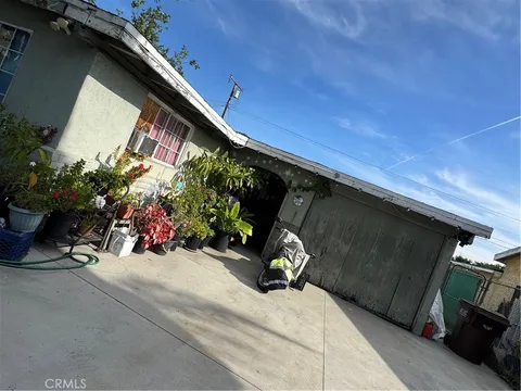 562 S Backton Ave, La Puente, CA 91744 - MLS#: MB25261060