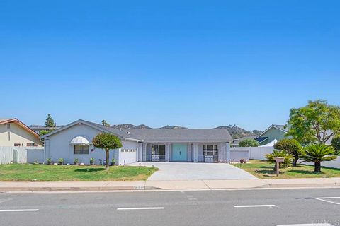 Photo of 1622 W Country Club Lane, Escondido, CA 92026 (MLS # NDP2603788)