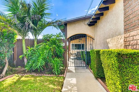Photo of 10829 Firmona Avenue, Inglewood, CA 90304 (MLS # 26725431)