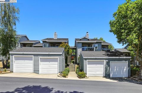 Photo of 7860 Canyon Meadow Cir #H, Pleasanton, CA 94588 (MLS # 41100522)