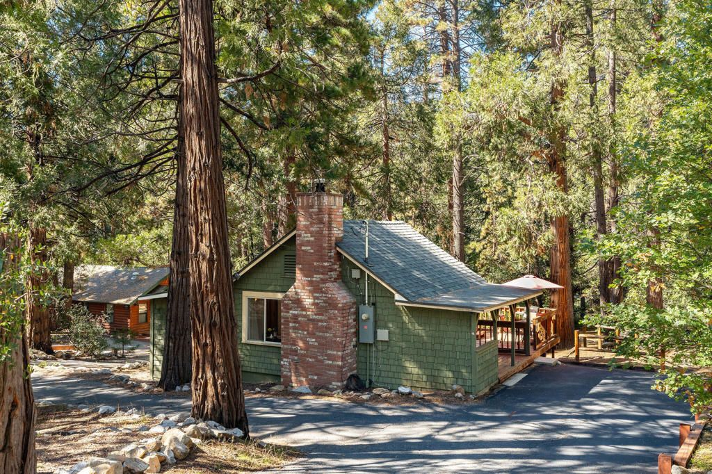 Photo of 54160 S Circle Drive, Idyllwild, CA 92549 (MLS # 219137199PS)