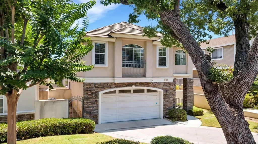 Arcadia, California 91007, United States, 3 Bedrooms Bedrooms, ,3 BathroomsBathrooms,Residential,Active,172541