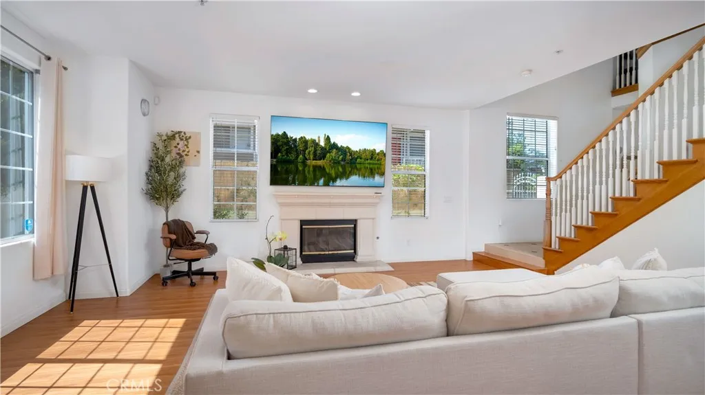 Arcadia, California 91007, United States, 3 Bedrooms Bedrooms, ,3 BathroomsBathrooms,Residential,Active,172541