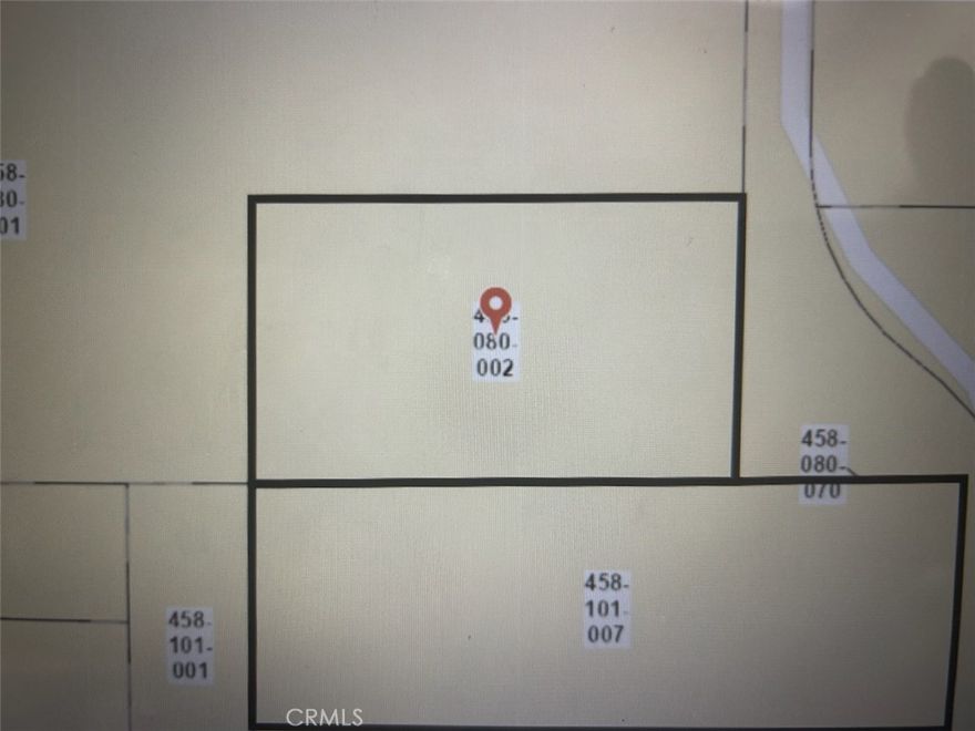 Amanda Ave Hemet 3rd lot off Hwy 74 / winchester road. APN 458-080-002. .74 acre . 109,900 City sewer, gas, water electric is in the street . Manhole for sewer is right in front of each lot . This lot is to be sold together and with a home and Auto repair shop next door APN # 458-101-007 is .94 acre @ 26283 Amanda Ave . 699,900