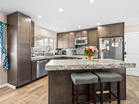 9409 Pike Road Santee CA 92071