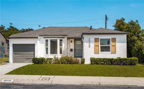 Photo of 2048 N Hicks AVE, Los Angeles, CA 90032 (MLS # DW26100083)