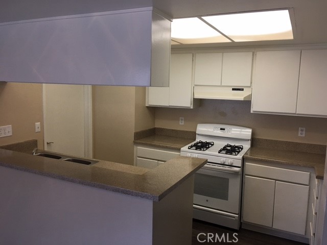 3632 -3636 W Park Central