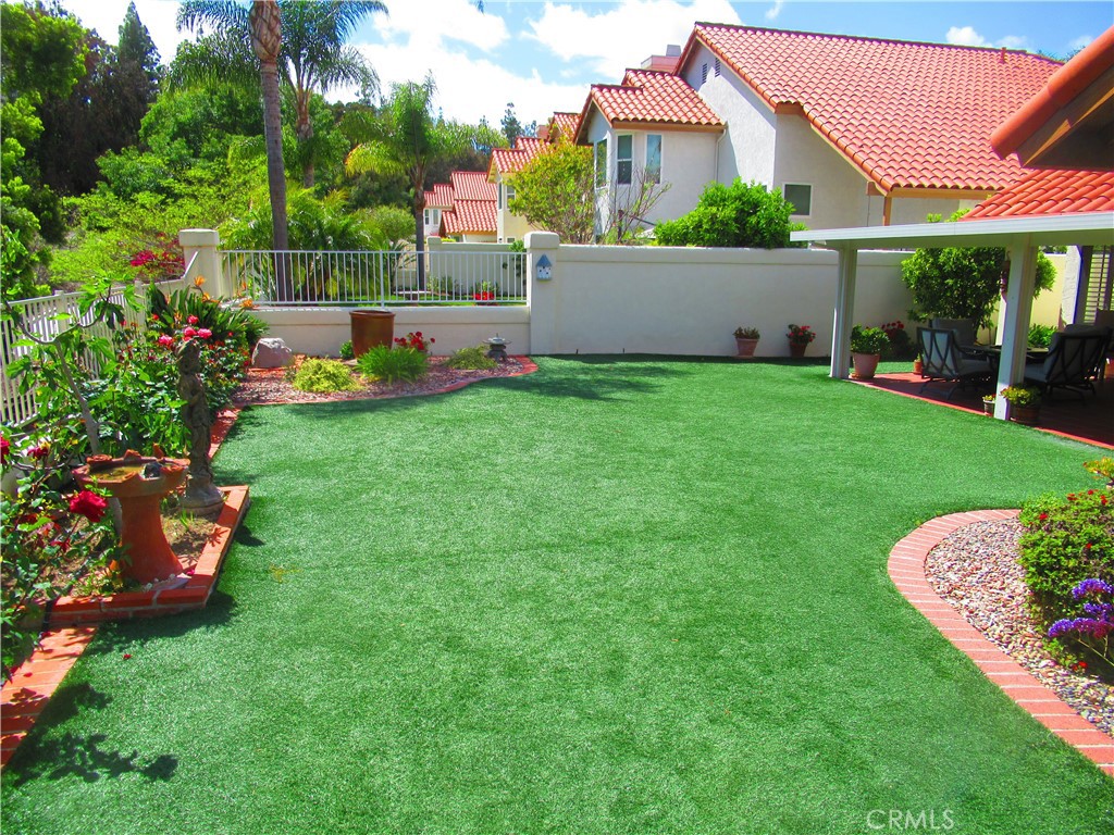 12047 Avenida Consentido