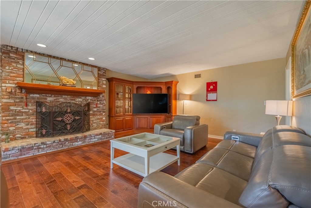 Covina, California, 91724, United States, 5 Bedrooms Bedrooms, ,5 BathroomsBathrooms,Residential,Active,2024842