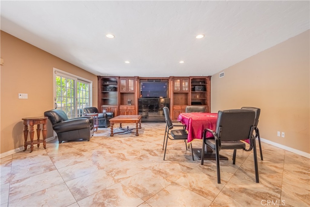 Covina, California, 91724, United States, 5 Bedrooms Bedrooms, ,5 BathroomsBathrooms,Residential,Active,2024842