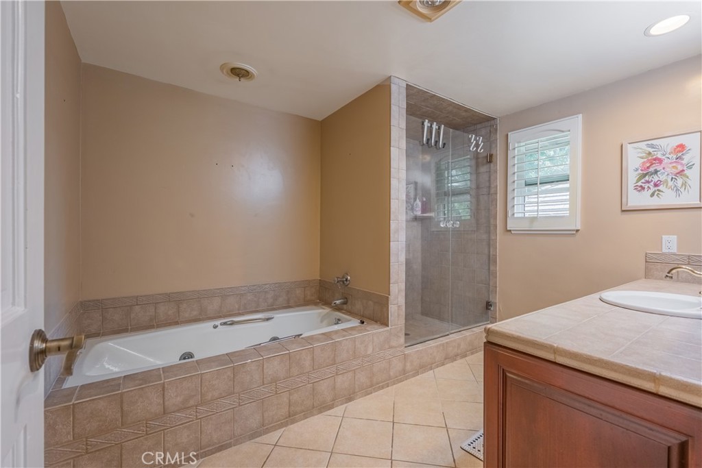 Covina, California, 91724, United States, 5 Bedrooms Bedrooms, ,5 BathroomsBathrooms,Residential,Active,2024842