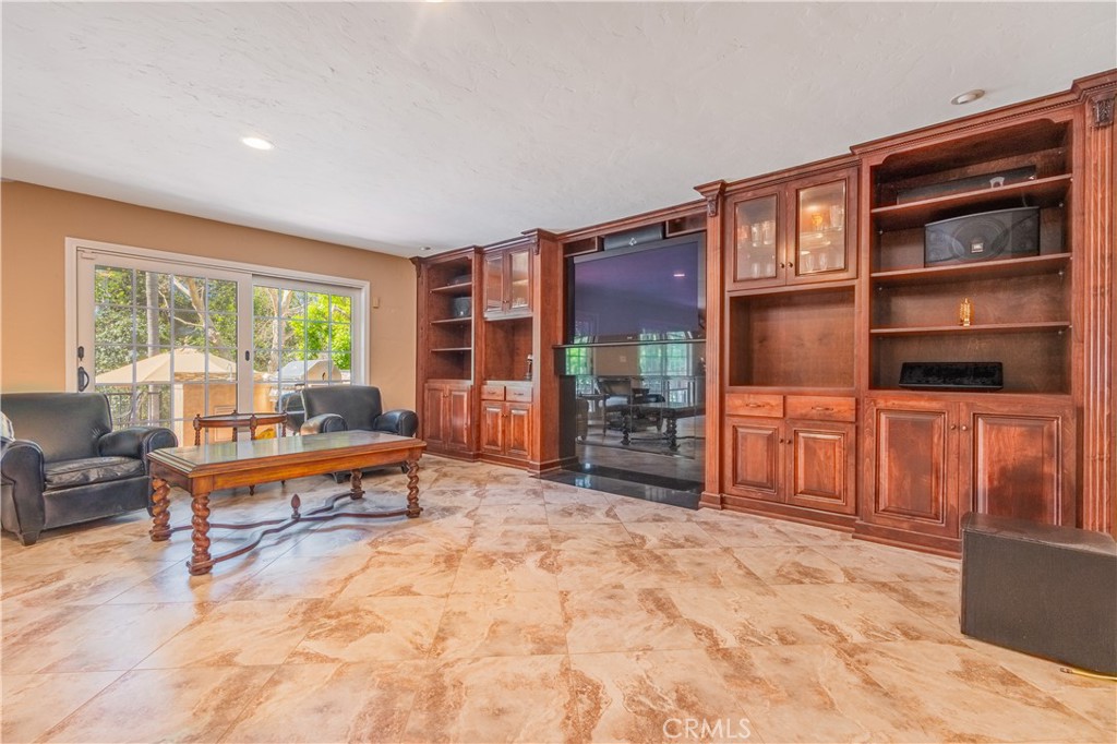 Covina, California, 91724, United States, 5 Bedrooms Bedrooms, ,5 BathroomsBathrooms,Residential,Active,2024842