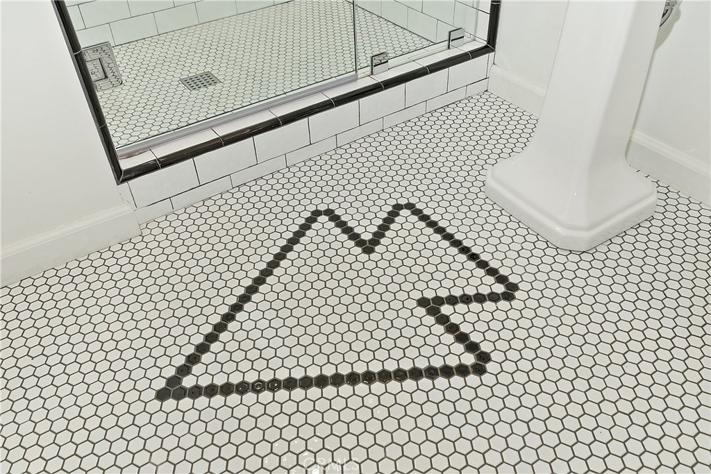 Arrowhead Woods (AWHW) - Residential