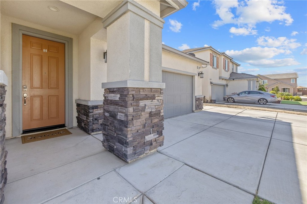 1066 Jade Way