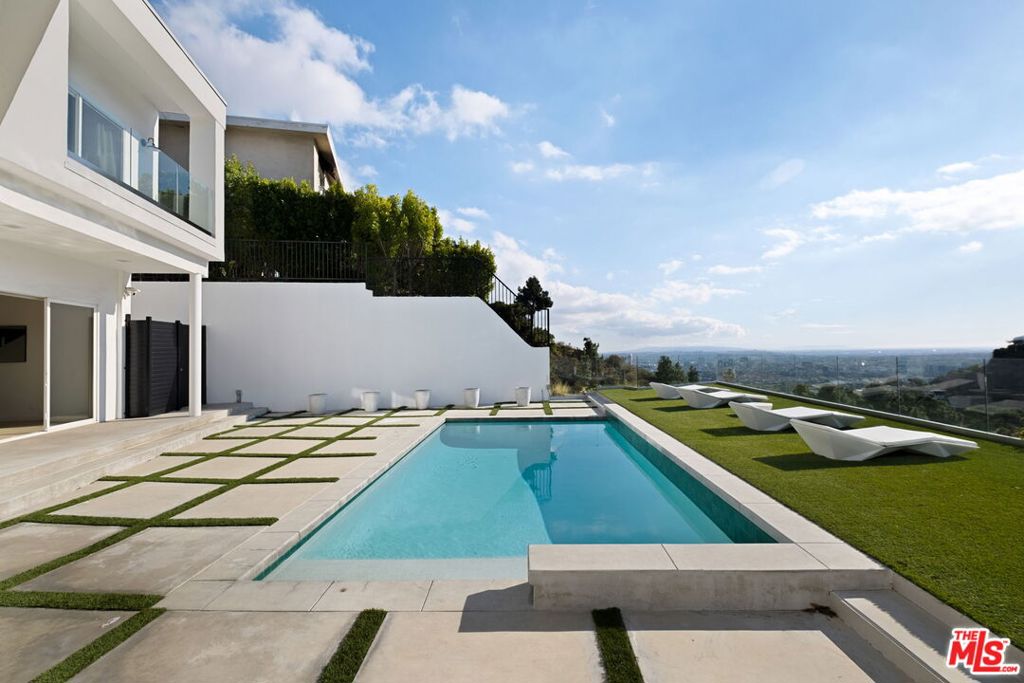 7868 Electra Drive