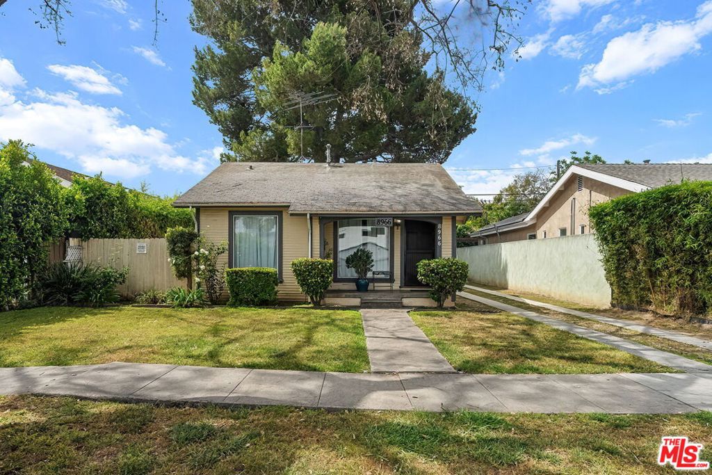 8966 Cadillac Avenue