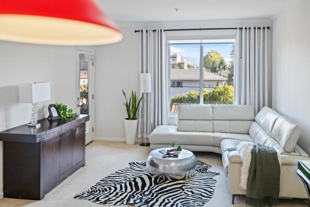 Properties 1 801 S Winchester Boulevard 3206