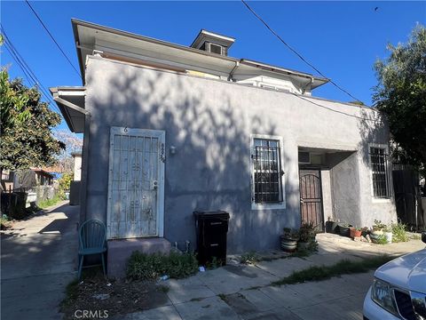 Photo of 669 N Boyle Ave Ave, Los Angeles, CA 90033 (MLS # DW26052296)