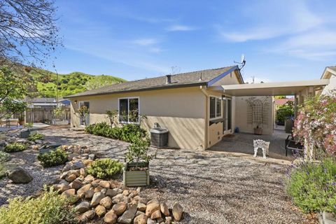 Tiny photo for 6496 Du Sault Drive, San Jose, CA 95119 (MLS # ML82037528)